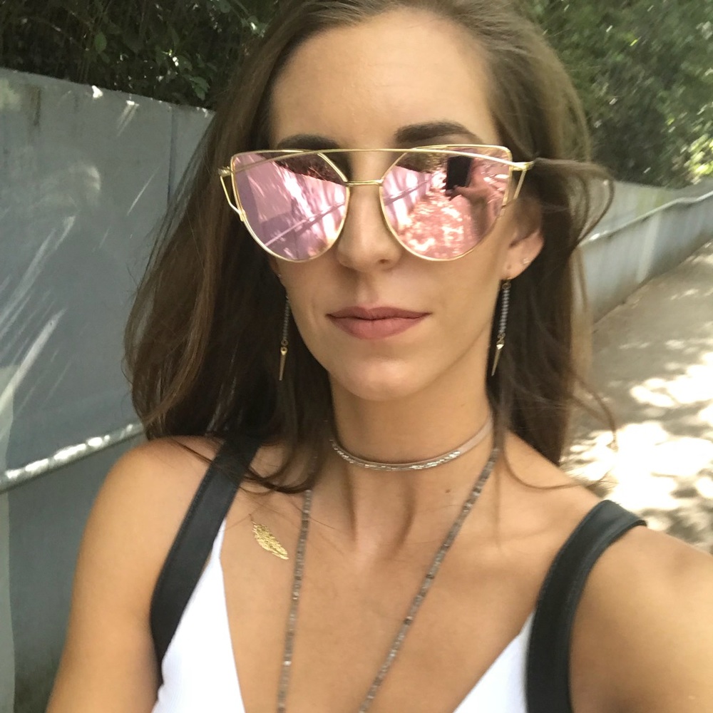 Meet your Posher, Noelle